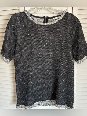 Cabi-Woman’s Sweater Short Sleeve Top Dark Gray Black Zipper Back Tweed Sz Med